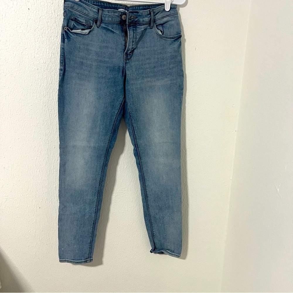 OLD Navy Women’s Rockstar Super Skinny Stretch Mid Rise Jeans Size 12 Light Wash